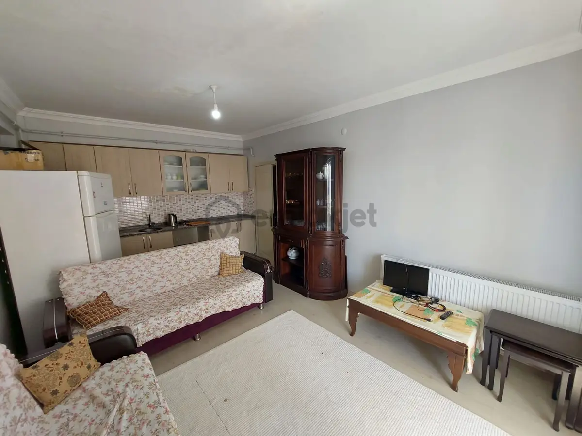 Havuzlu Eşyalı Arakat 2+1 Devamlı Kiralık Daire - 8