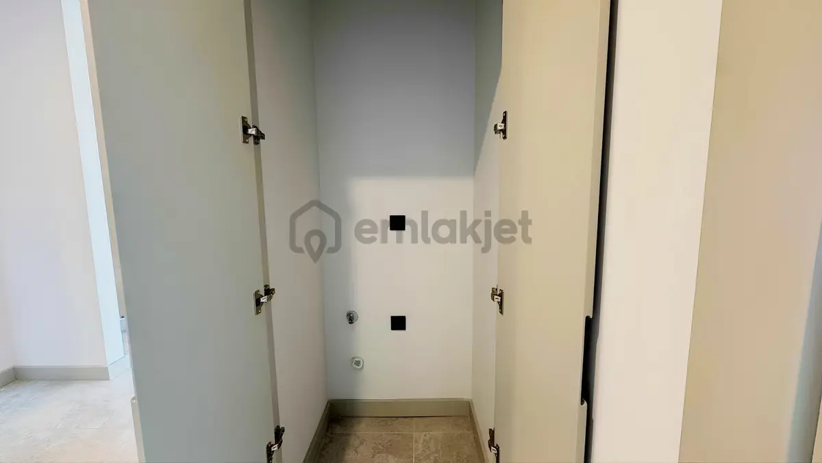 Emlak Konut Çınarköy'de 2+1 | Yüksek Kat | Açık Cephe - 12