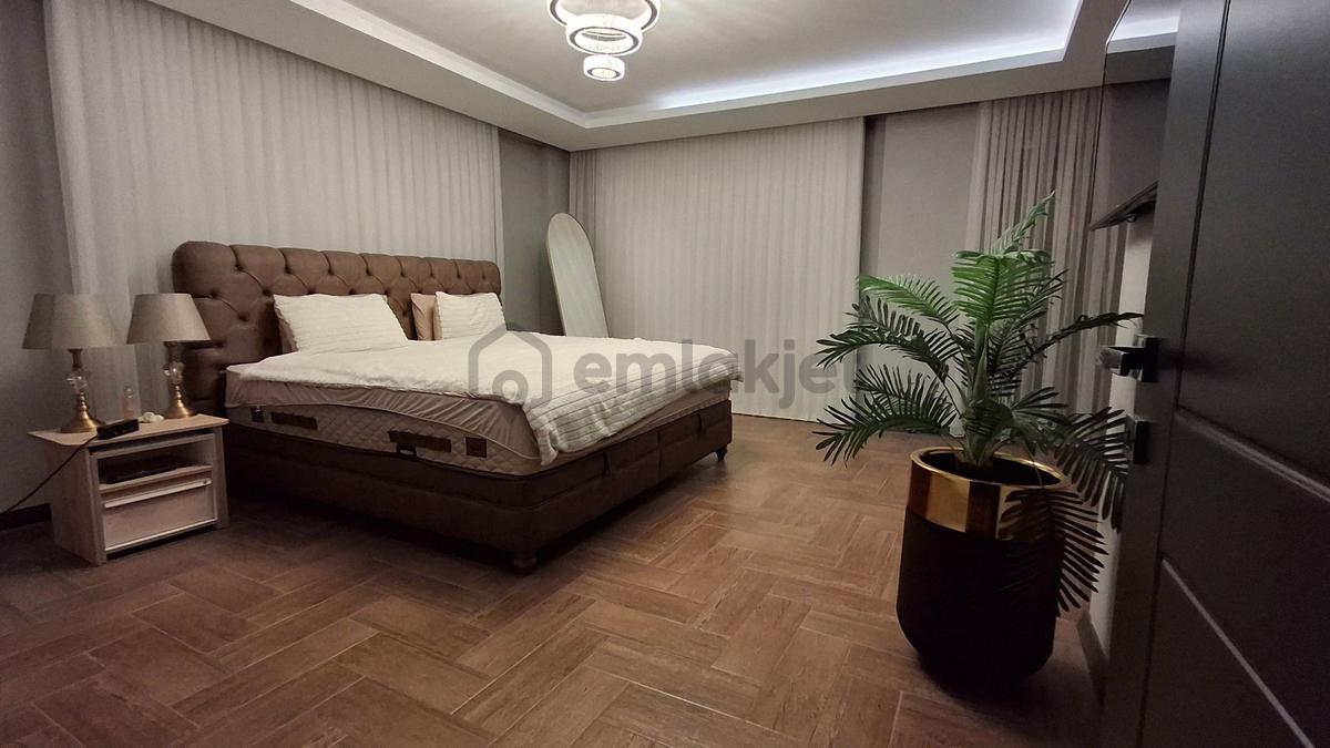 Düzce Merkez 298m² 3+2 Müstakil Satılık Villa 415m² Arsa İçinde - 19