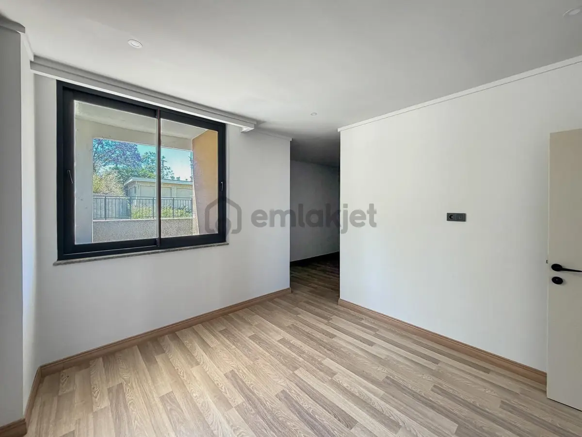 3+1 Satılık Site İçi Bahçe Duplex Daire - 3