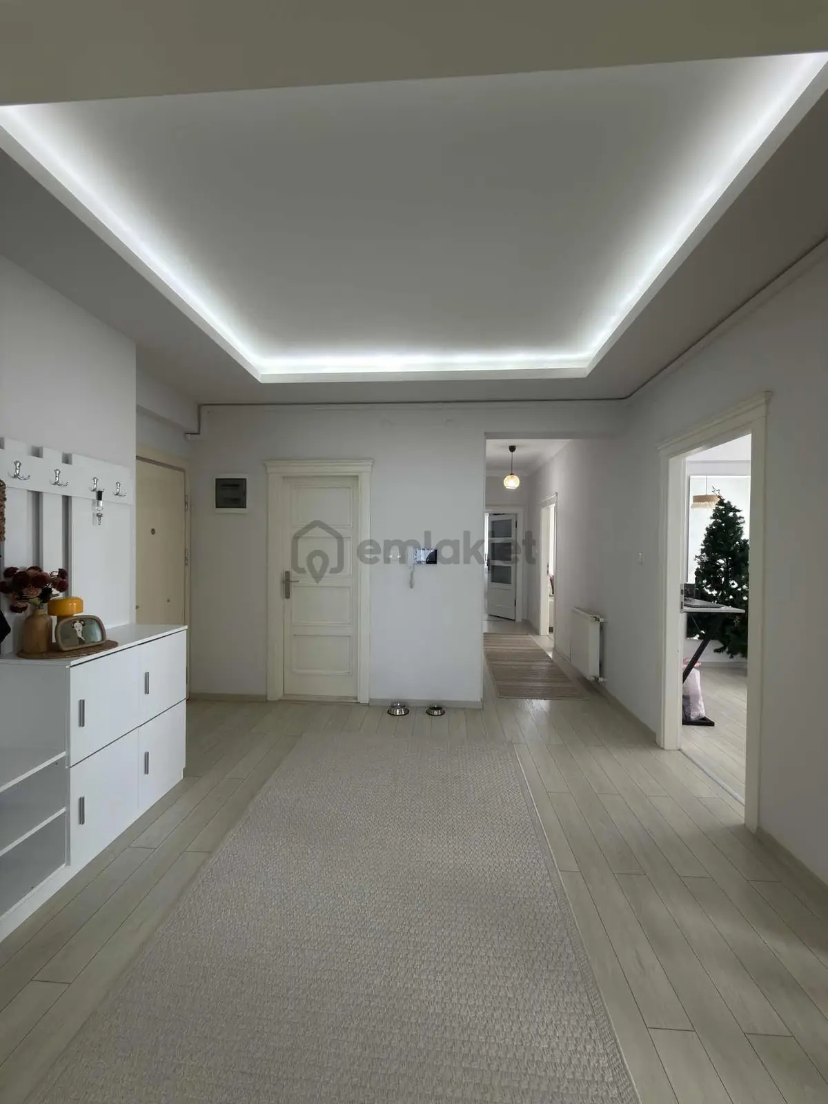 Söğütlüde Usataoğlu Park Evlerinde 185 M² Lüks 1. Kat Daire - 23