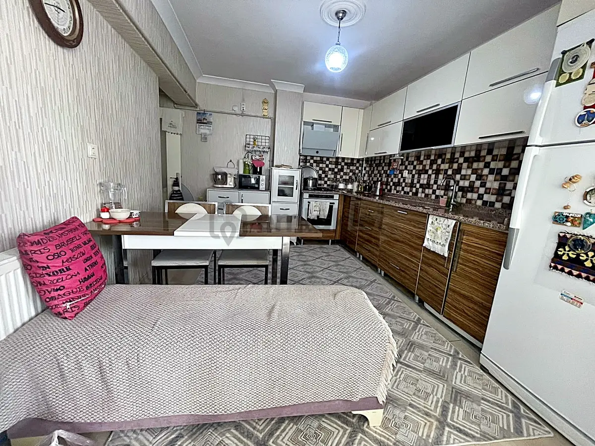Tandoğan Mh Ara Katta Asansörlü Ebeveyn B.yapılı 3+1daire - 11