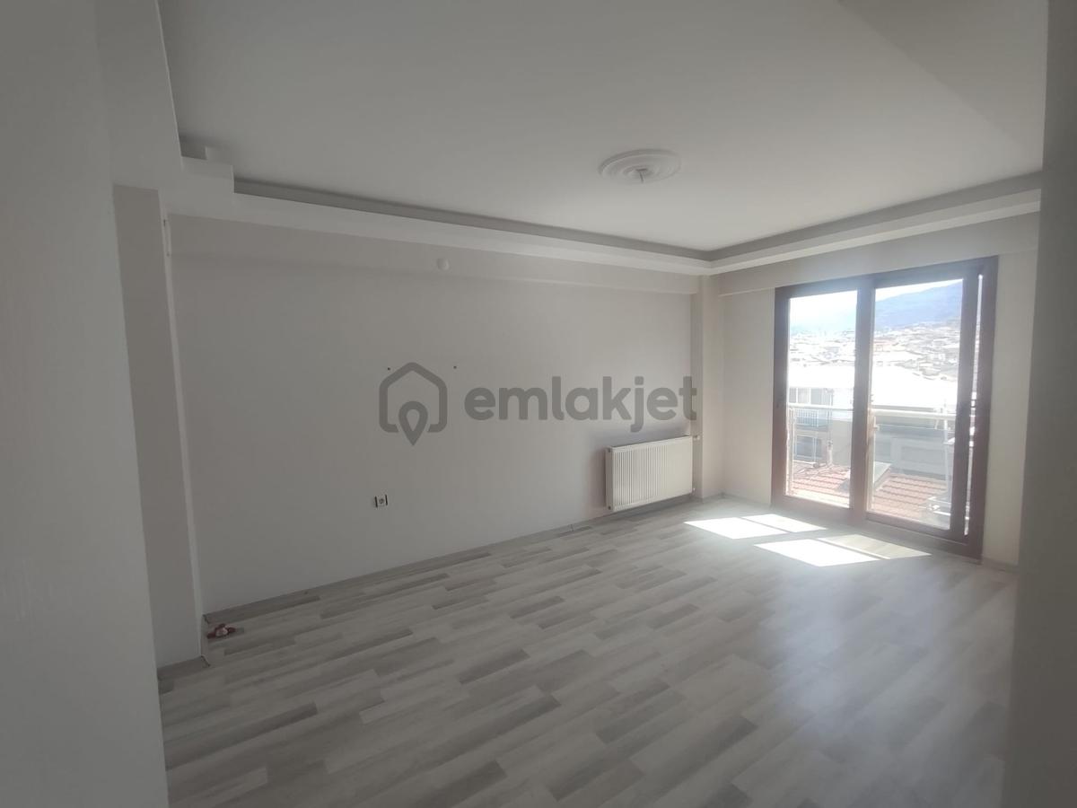 Korutürk Mahallesi'nde Yatırım Fırsatı!!!5 Katlı Genç Bina 2 Daire Fiyatına - 26