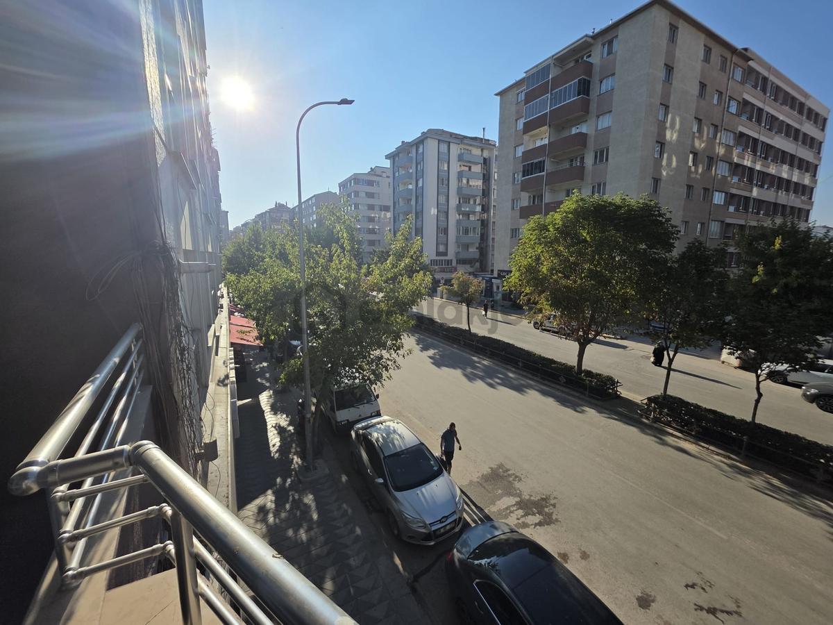 Kurtuluş Ziyapaşa Cd Üzeri 180m2 3+1 Bakımlı Ferah Daire - 34