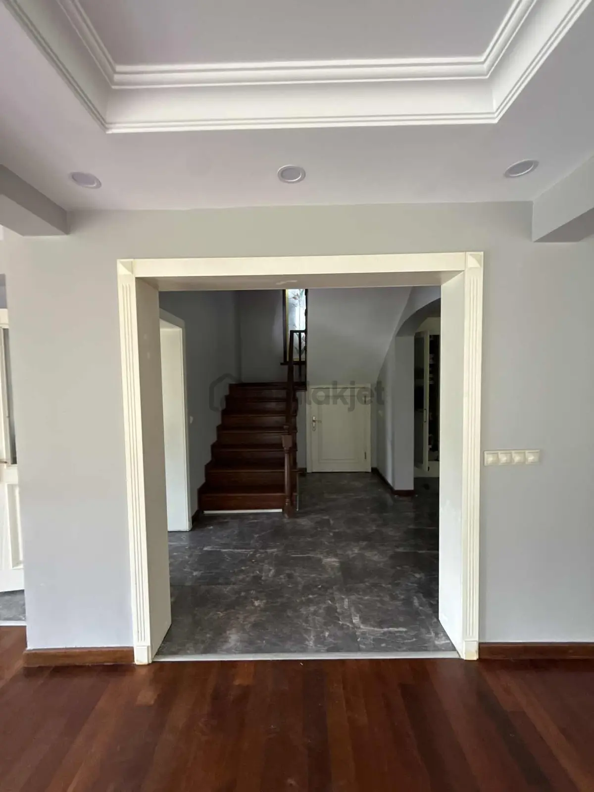 Çavuşbaşı Baklacıda Havuzlu, Müstakil Lüks Villa - 14