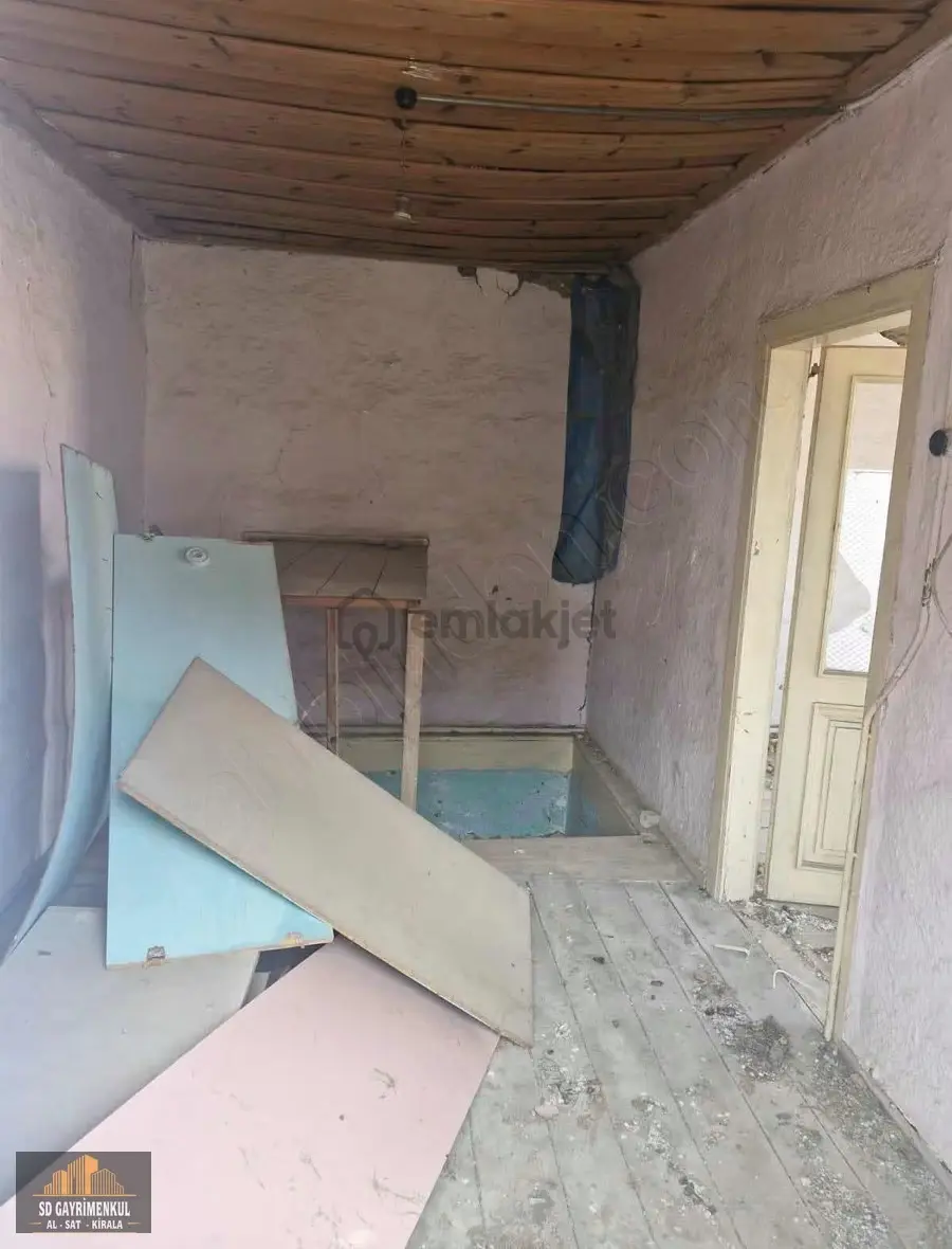 Edremit Narlıda Villa İmarlı Manzaralı Taş Ev - 11