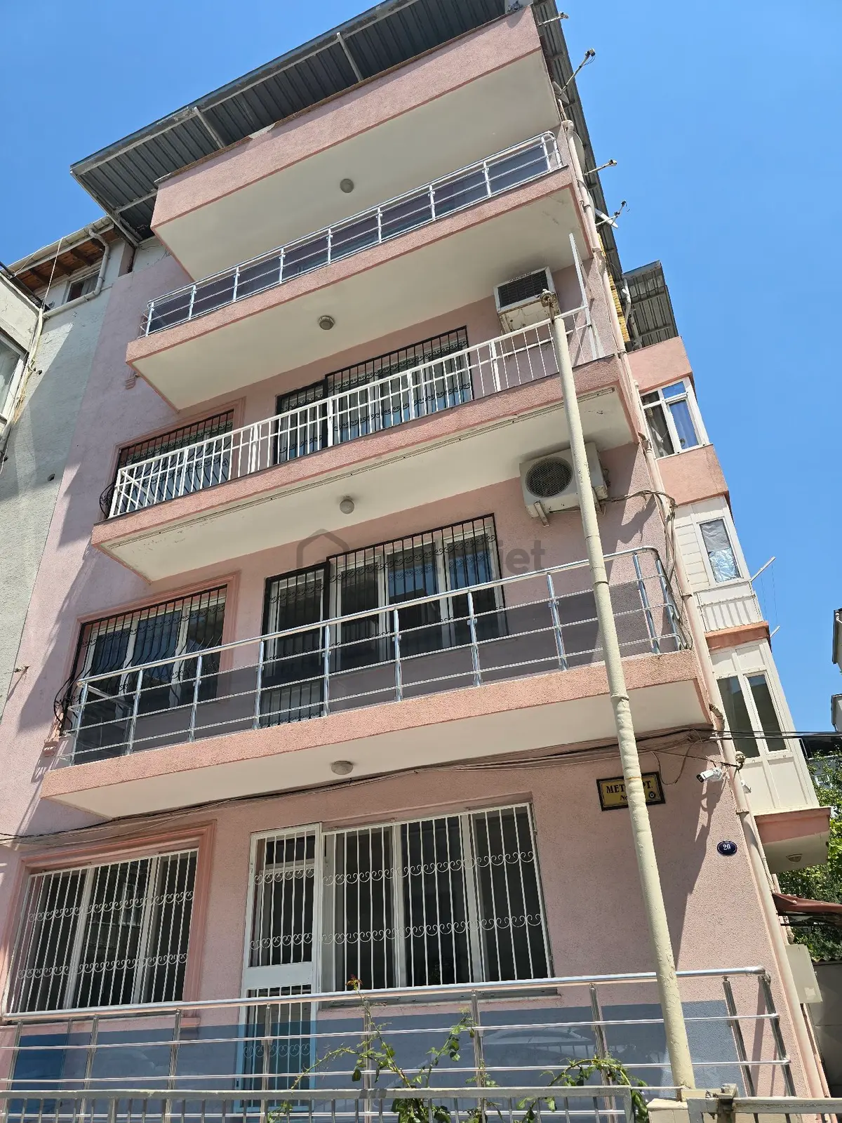 Buca Akıncılar Satılık 3+1 Daire