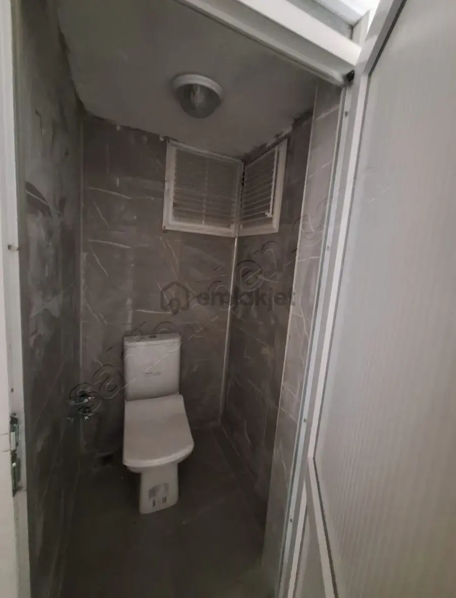 Namık Kemal Mahallesinde 3+1 Kiralık Daire - 16