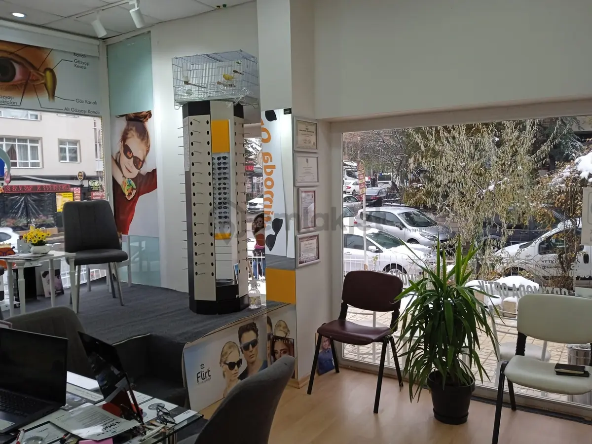 Dikmen'de Hastane Karşısı Devren Full Optik & Gözlükçü - 8