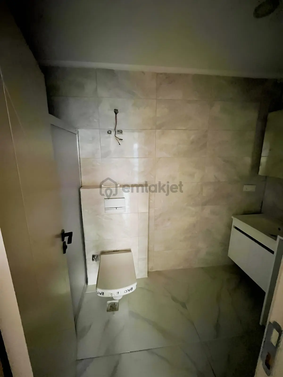 Ewax Propertyden Geniş Kiralık 1+1 - 16
