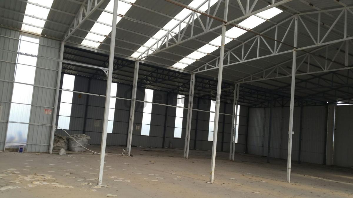 Balabancık'da Ruhsatlı 2.000 M2 Fabrika - 6.750 M2 Arsa İçinde - 15