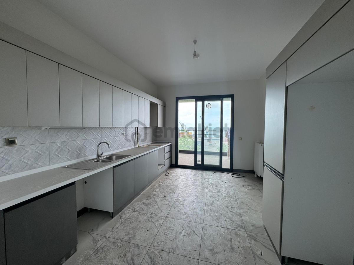 Trabzon Çömlekçi Toki'de 4+1 Bahçe Balkonlu Kiralık Rezidans - 17