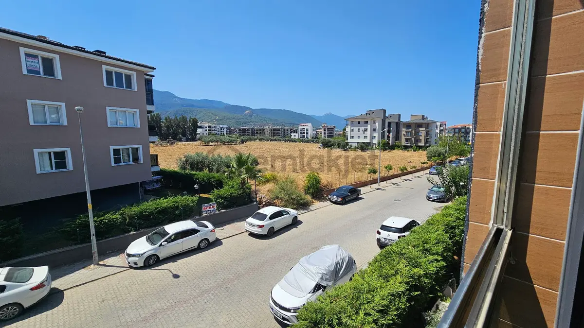 Kuşadası Davutlarda Ara Kat 2+1 Daire - 10