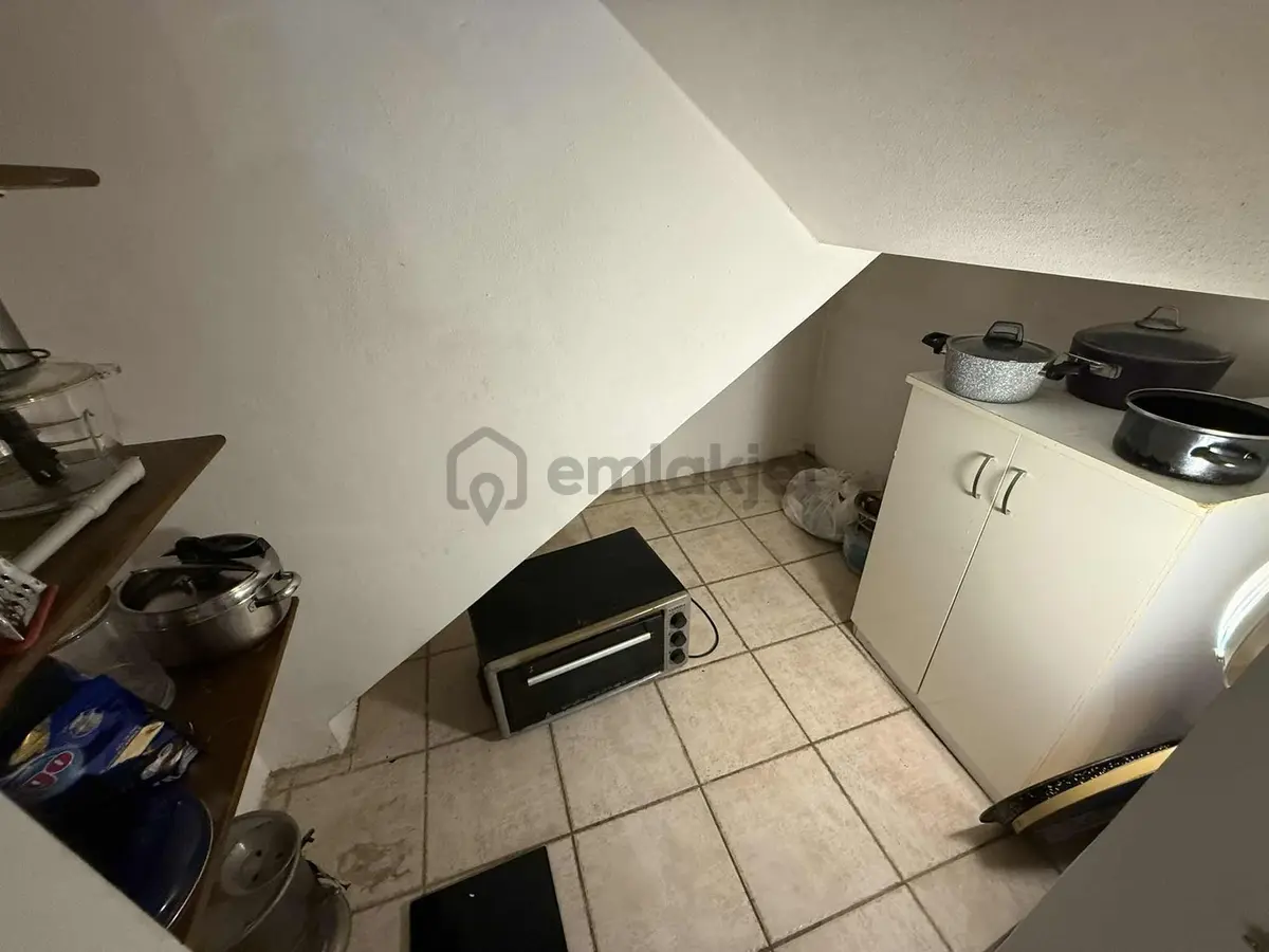 Re/max Motto Arda Doğan'dan Çark Caddesi Girişinde 5+2 Dubleks - 33