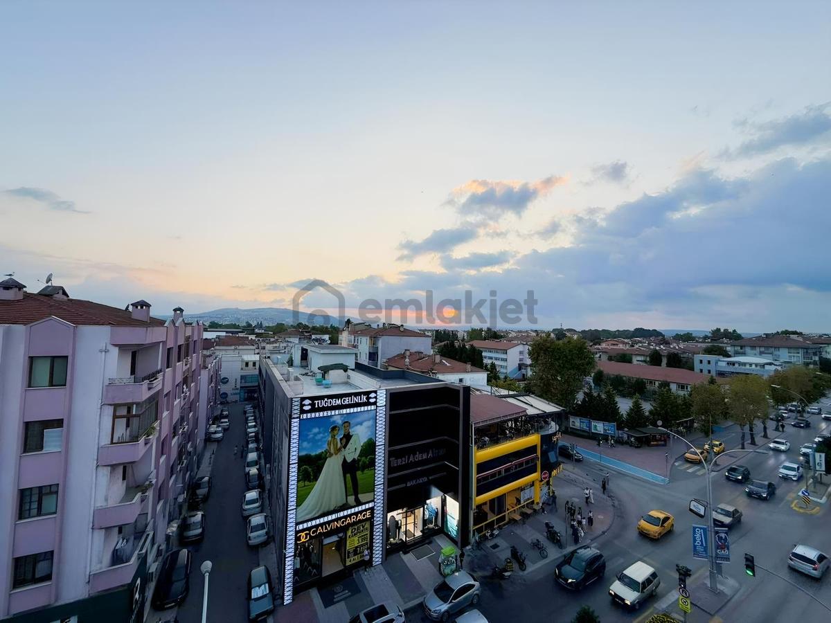 Re/max Motto Arda Doğan'dan Çark Caddesi Girişinde 5+2 Dubleks - 33