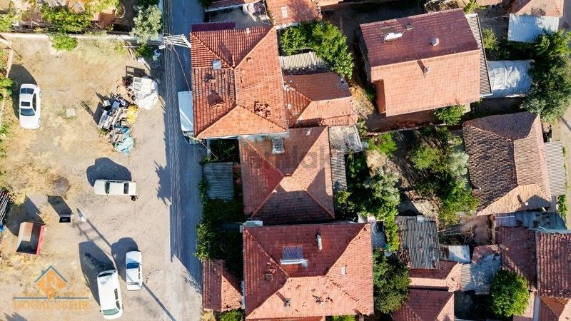 Sındırgı'da Çavdaroğlu Mahallesinde Bahçeli Satılık Müstakil Ev - 14