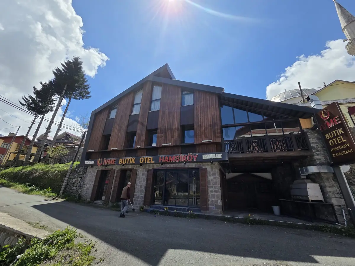 Hamsiköy Maçka'da Satılık Butik Otel & Restoran
