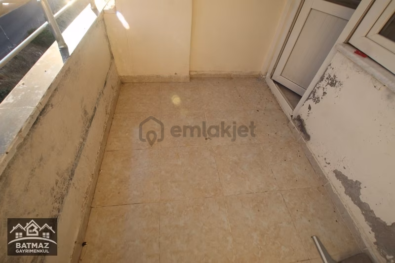 Seyrantepe'de (3+1) Kiralık Daire - 6