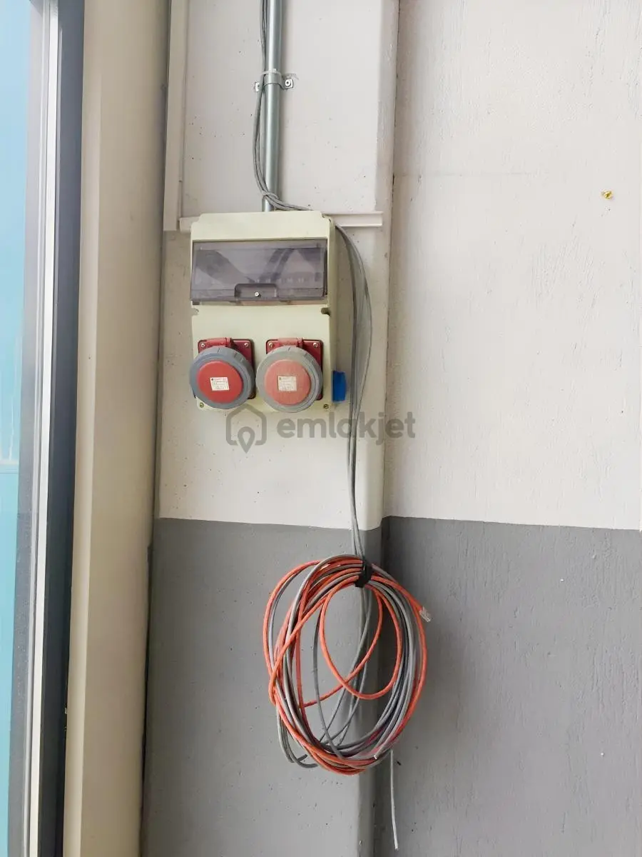 Atiker 3 De Kiralık Dükkan ( 80+40 ) M2 - 4
