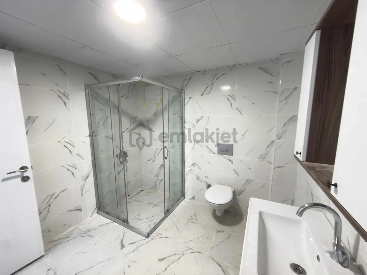 Aksu'da 70 M2 Net Satılık 1+1 Daire - 8