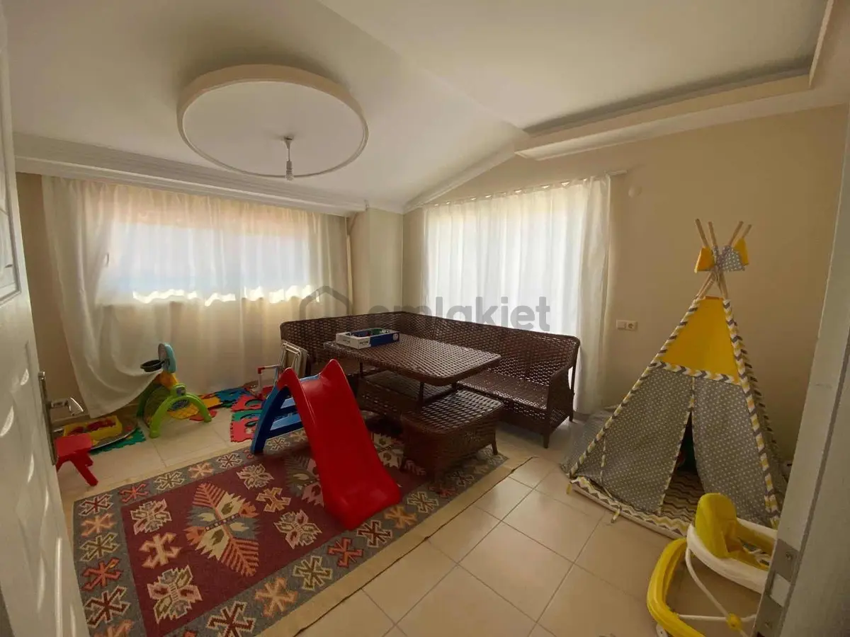Payallar'da Deniz Manzaralı Satılık 4+1 220m2 Dubleks - 29