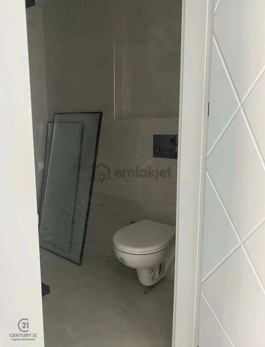 Bahçelievler Mahallesinde 1+1 Daire - 11