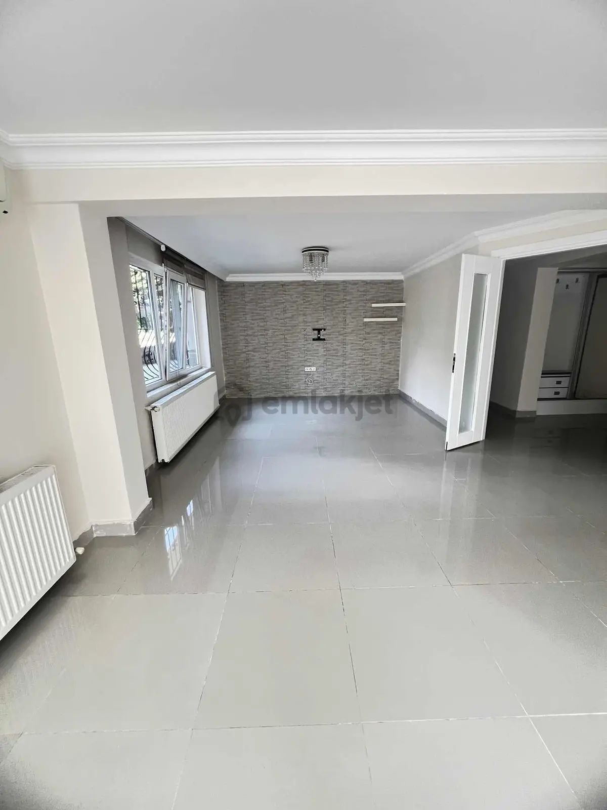 Sahilde Kiralık Daire 2 + 1 - 8