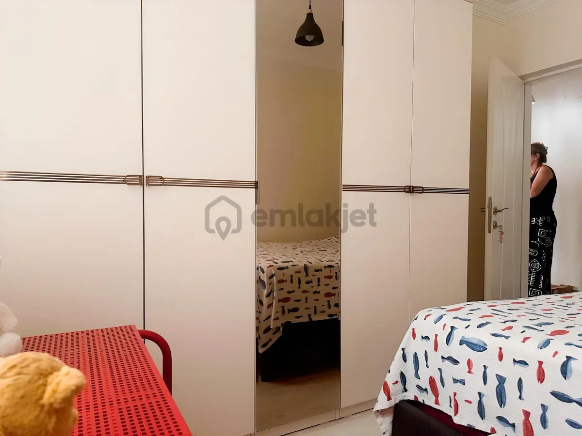 Ayvalık Ali Çetinkaya'da 3+1 Eşyalı Daire