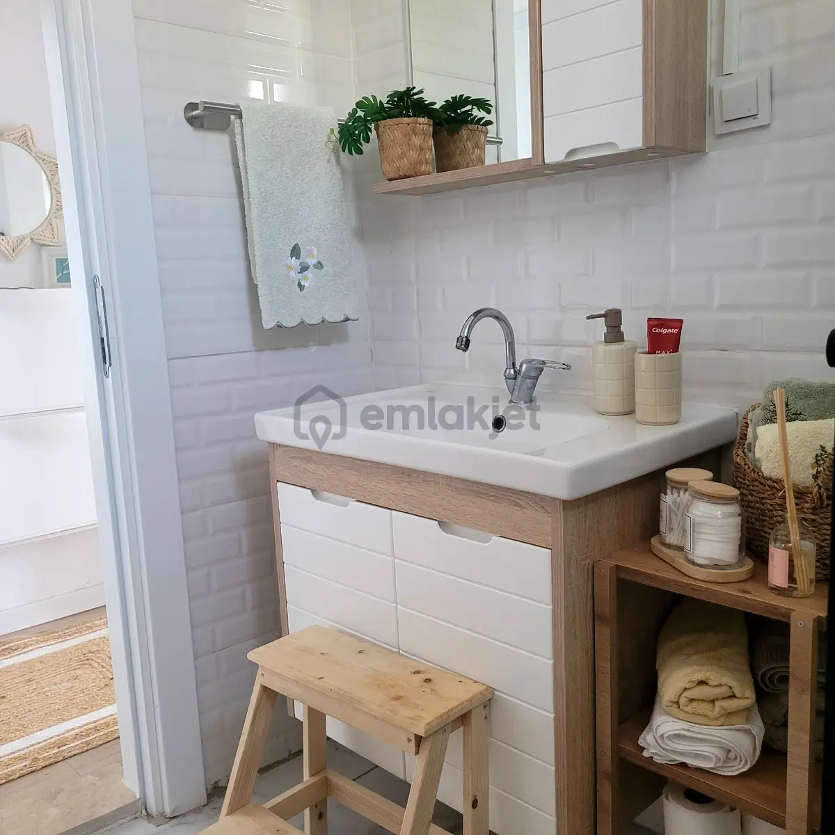 Sahibinden Sahibinden Oturuma Hazır Doğalgaxlı Eşyalı - 33
