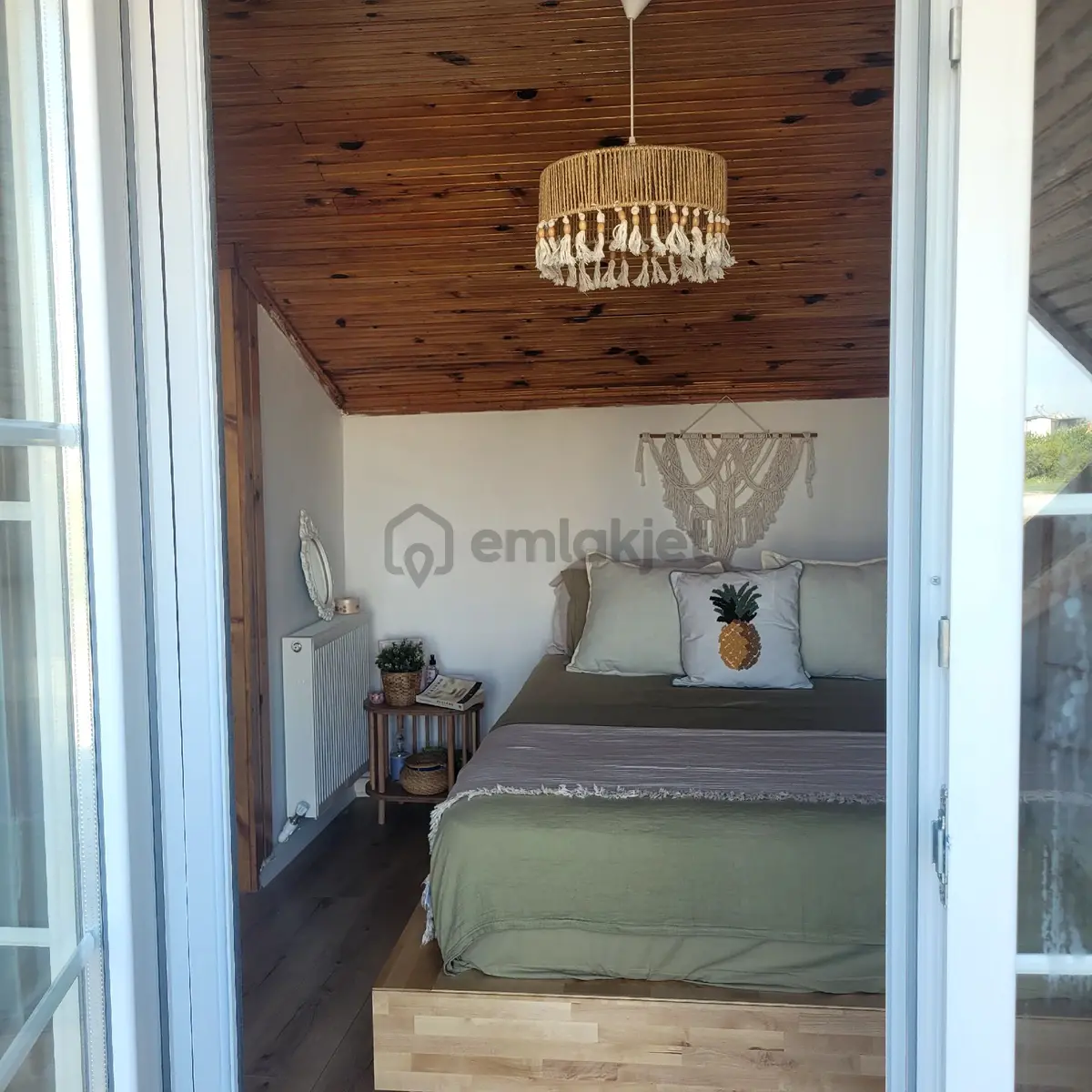 Sahibinden Sahibinden Oturuma Hazır Doğalgaxlı Eşyalı - 26