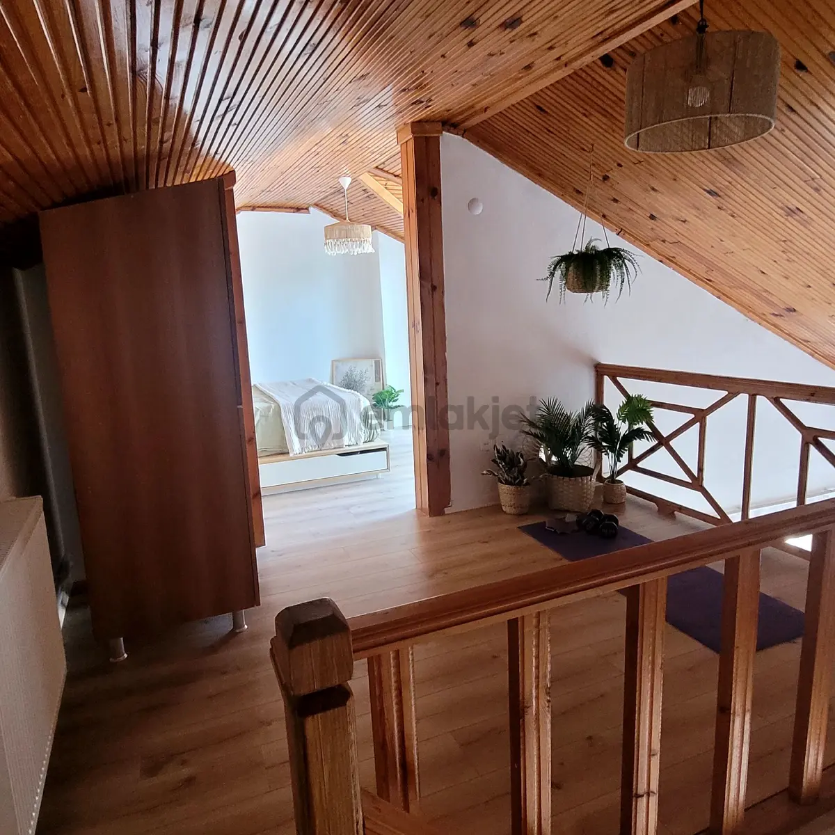 Sahibinden Sahibinden Oturuma Hazır Doğalgaxlı Eşyalı - 24
