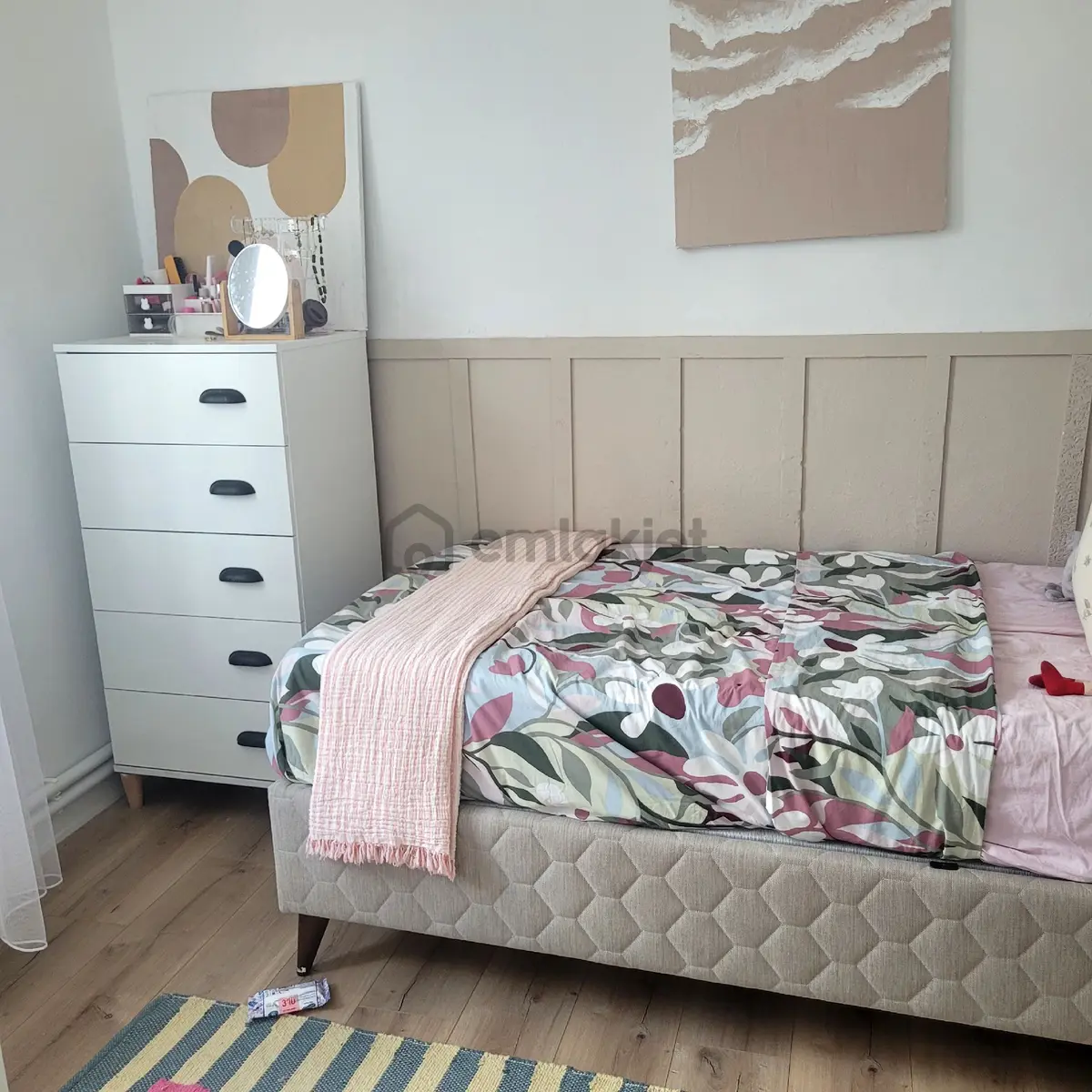 Sahibinden Sahibinden Oturuma Hazır Doğalgaxlı Eşyalı - 32