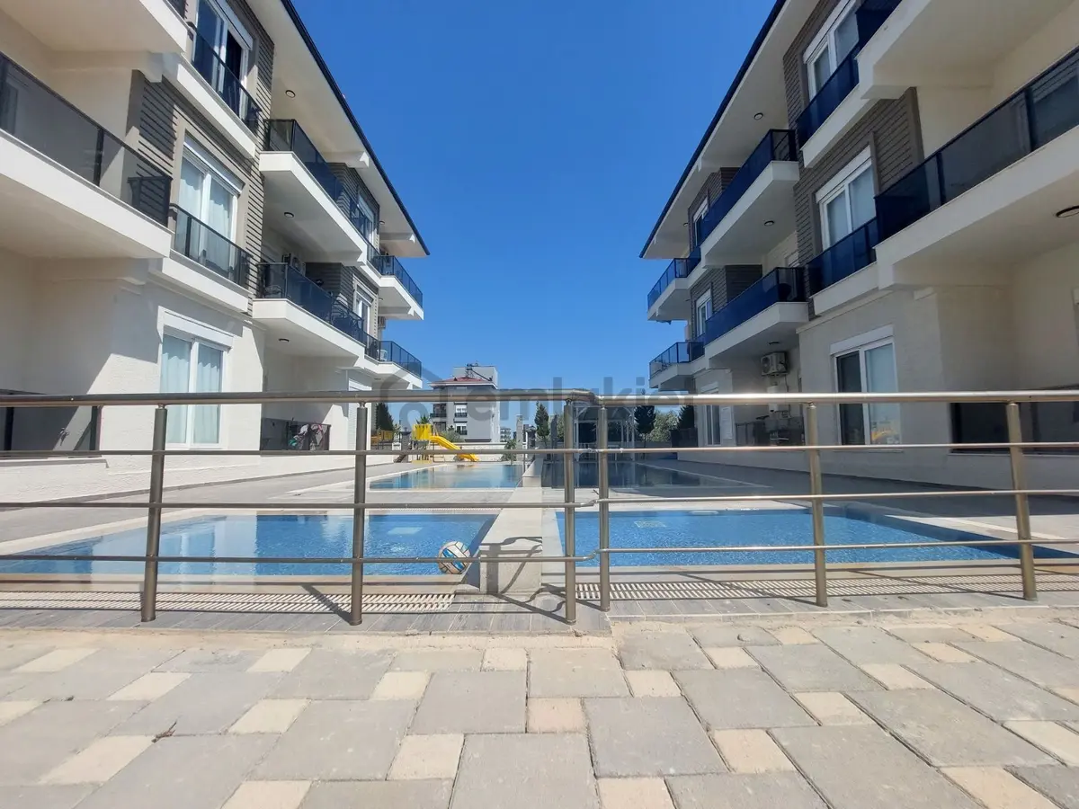 Ayanoğlu Mh. De 2+1 85m2 Y.giriş Havuzlu İskanlı Sıfır Daire - 28