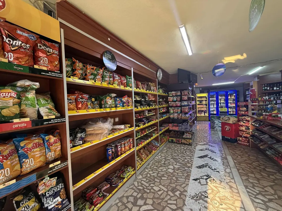 Lara'da Devren Kıralık Market - 10