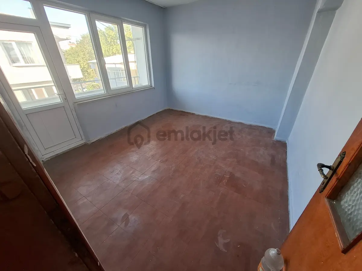 Emirsultan Örnek Sitesinde Satılık 2+1 Daire - 17