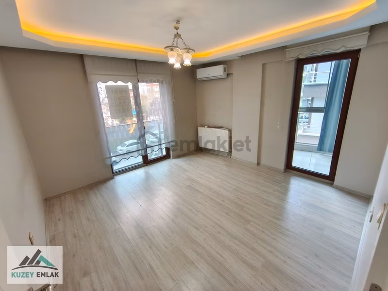 Güneşevlerin Merkezinde Geniş Süper Lüks 4+1 Daire - 12