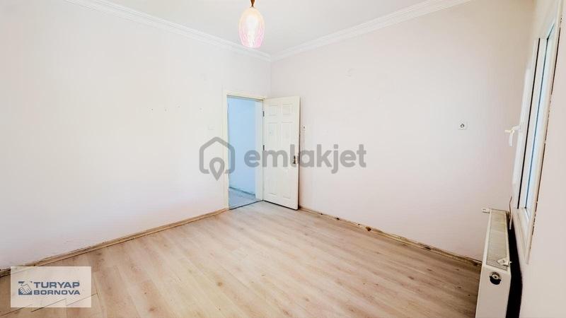 Bornova Çamdibi Meriç Mah. De Kiralık 2+1 Doğalgazlı Daire - 10