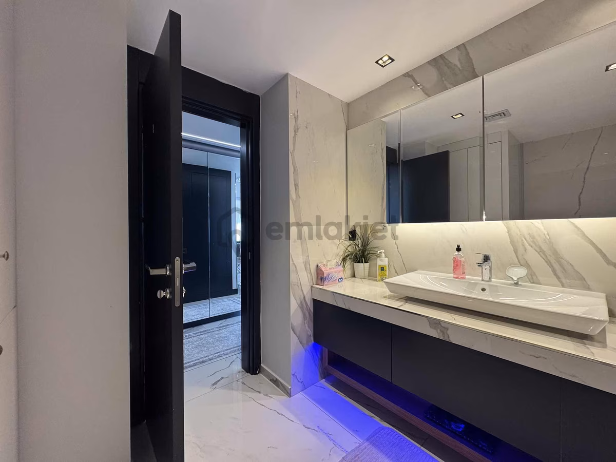 Msg'den Asmira Loft'ta 4+1 Panoramik Körfez Manzaralı Lüks Loft - 18