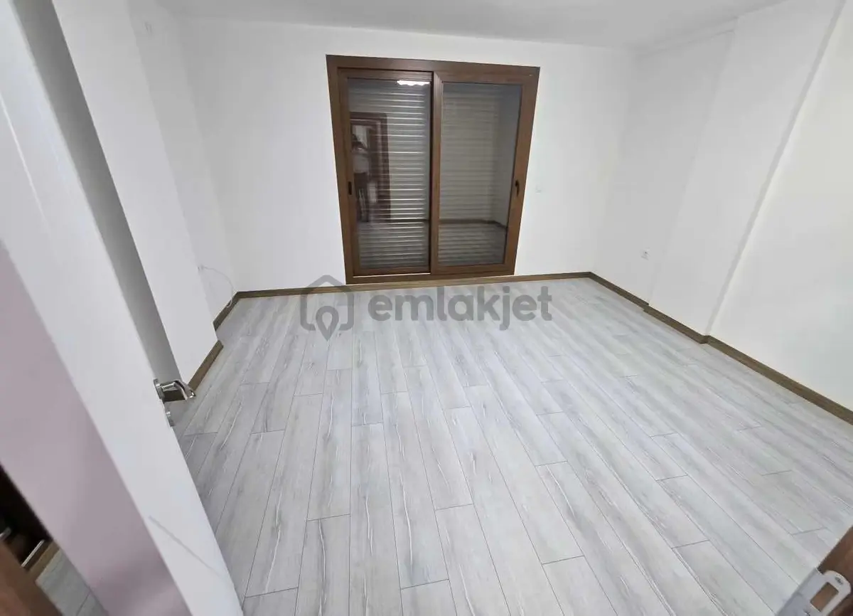 İz'den Fiyat Performans 4+1 Bahçeli Teraslı Villa - 6