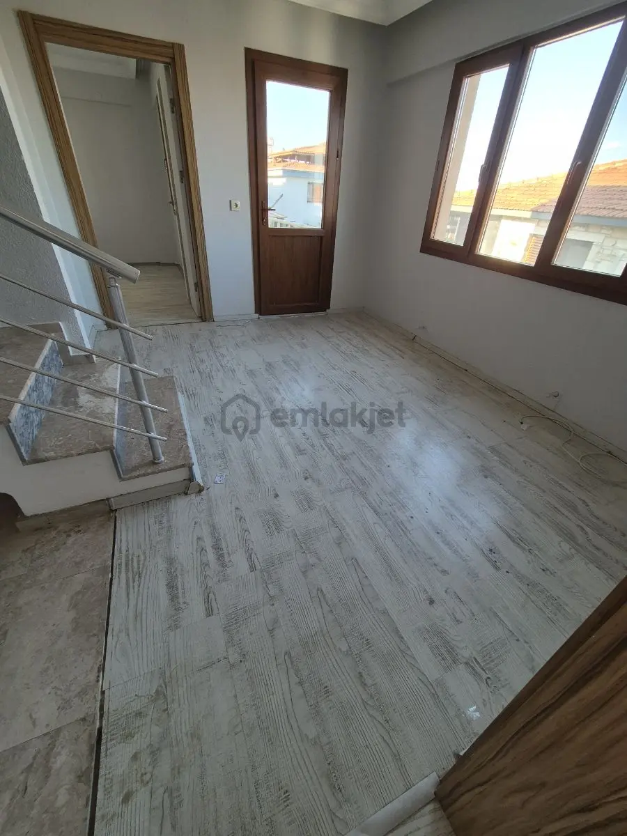 Foça Bağarasında Satılık 3+1dubleks Daire - 10