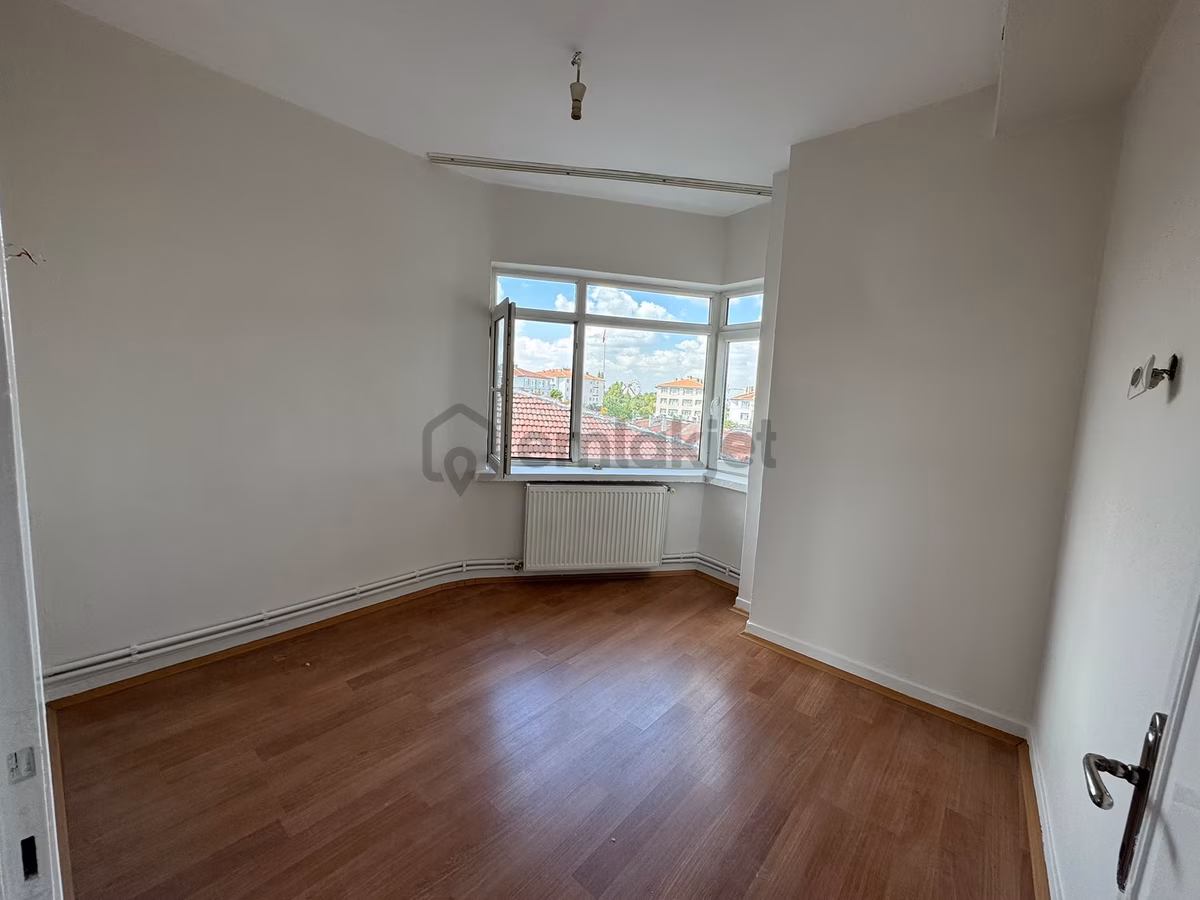 Münzeviler Cad Üzeri Kiralık 3+1 Yapılı Daire - 22