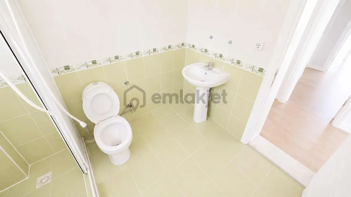 Remax Motto Arda Doğan'dan 3+1 Serdivan Manzaralı Daire - 7