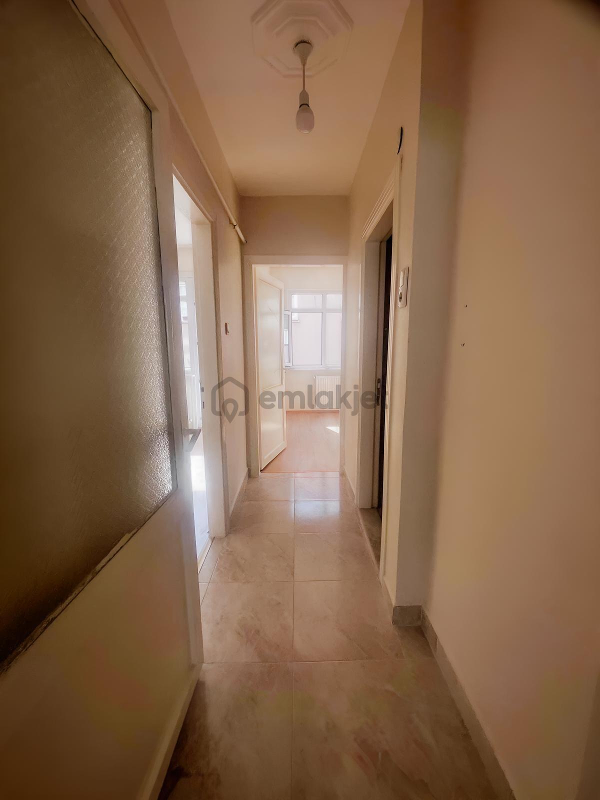 Kocamustafapaşa Merkeze Yakın 2 Ara Kat 80m2 - 13