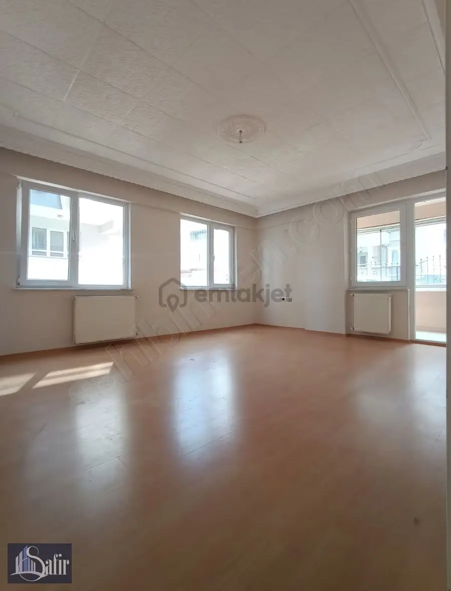 Site'de 3+1.135 M2 Daire 3.cephe Açık - 9