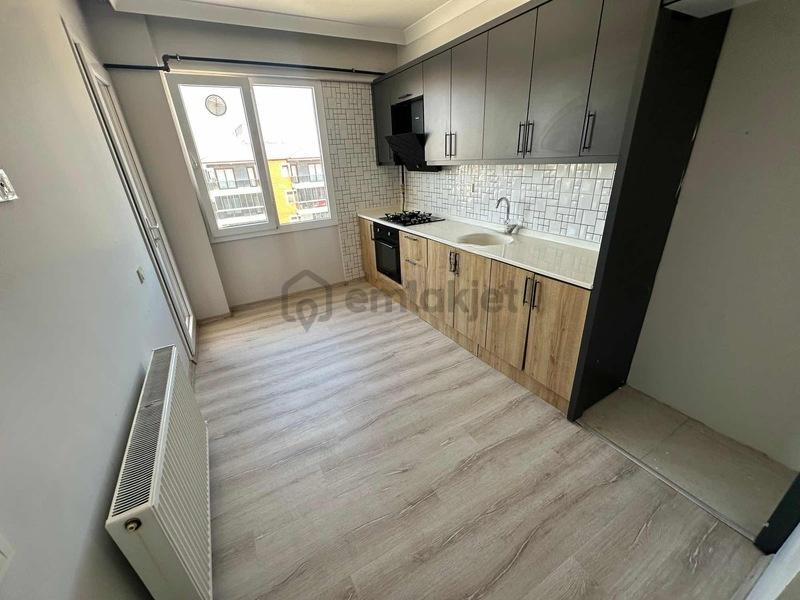 İnönü Mahallesi 2+1 Doğalgazlı Asansörlü Geniş Daire - 20
