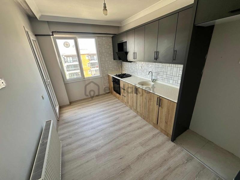 İnönü Mahallesi 2+1 Doğalgazlı Asansörlü Geniş Daire - 30