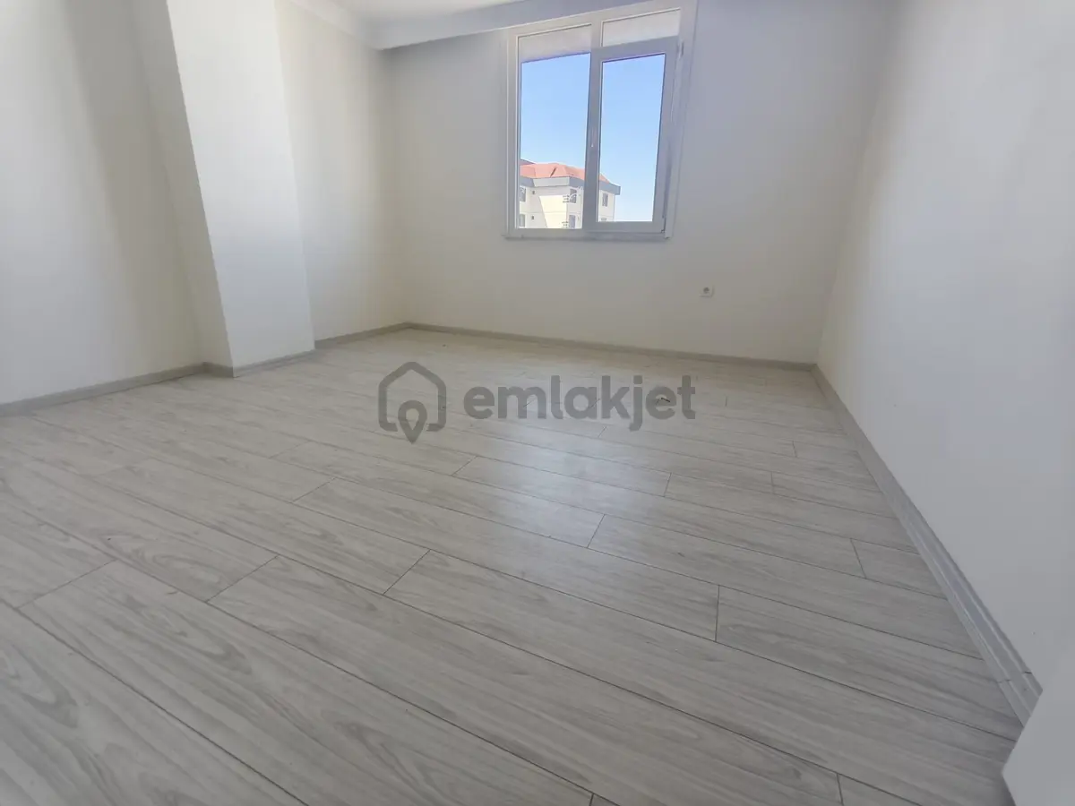 Sultanbeyli Mimarsinanda Cadde Uzeri 160m 4+1 Üst Dubleks - 22