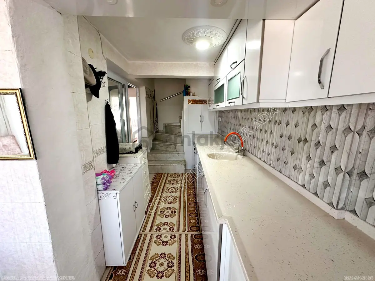 Kuşadası Güzelçamlı Da Satılık7+1 Triplex Villa - 12