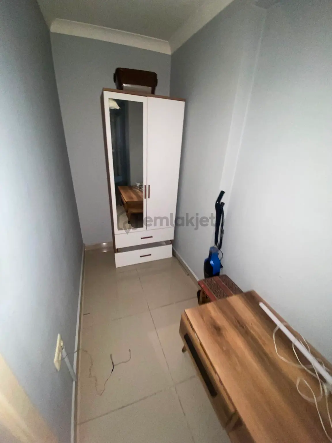 Meydanda Eşyalı Kiralık 1+1 Daire - 13