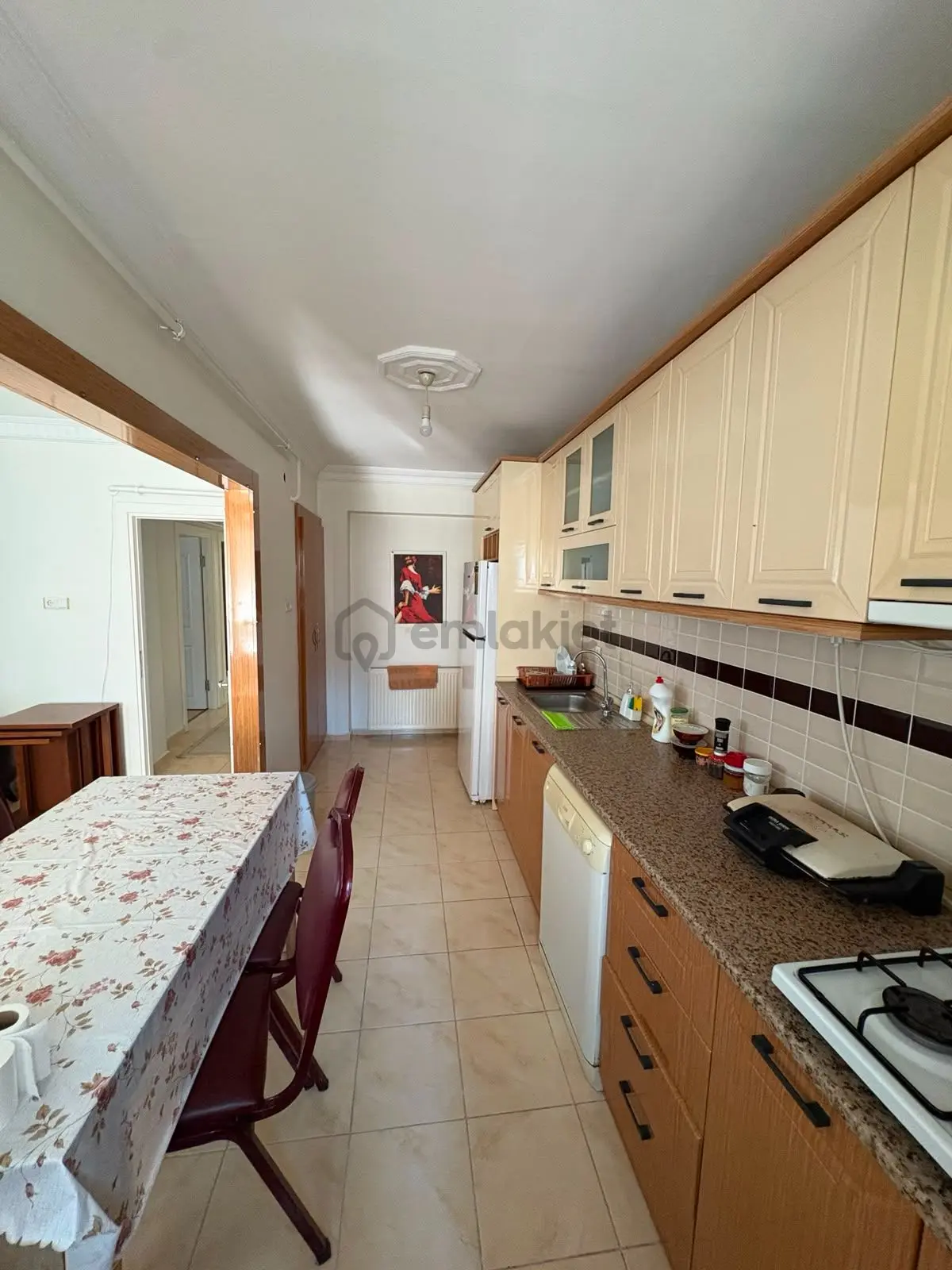 İstiklal Mah.'de 2+1 Eşyalı Satılık Daire - 4